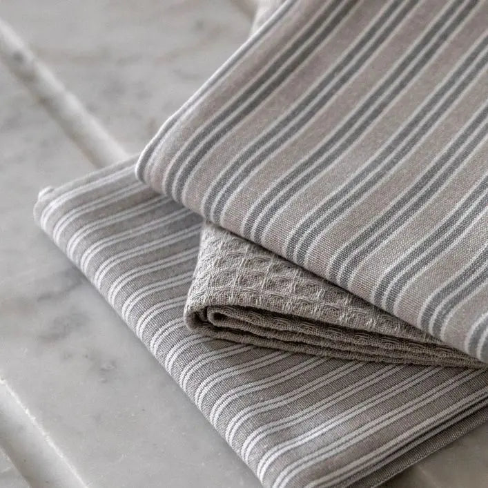 100% Cotton Set of 3 Tables