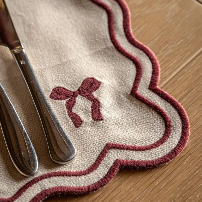 Heritage Scallop Bow Napkins - 4 Pack