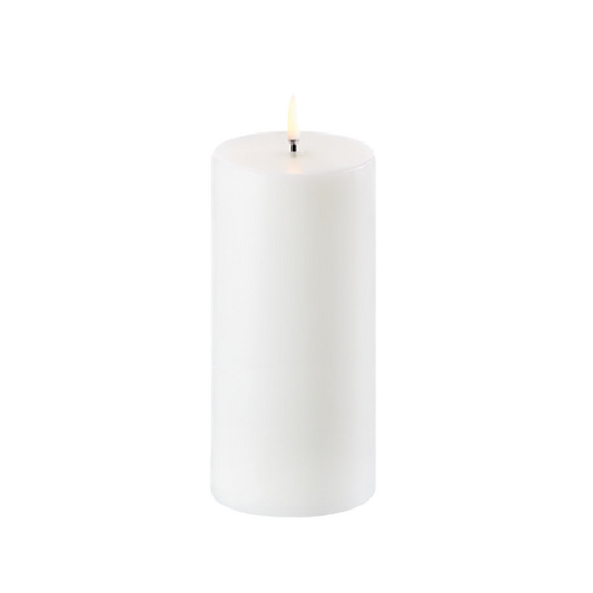 Uyuni white 7.8x15cm LED Candle